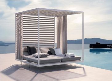 Lit balinais quadrangulaire